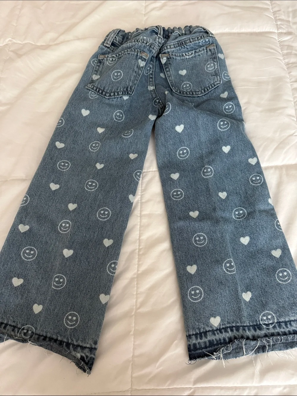 Old Navy Light Blue Smile & Heart Print Kids Jeans